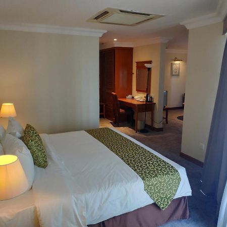 Ehsan Seaview Hotel Port Dickson Exterior foto