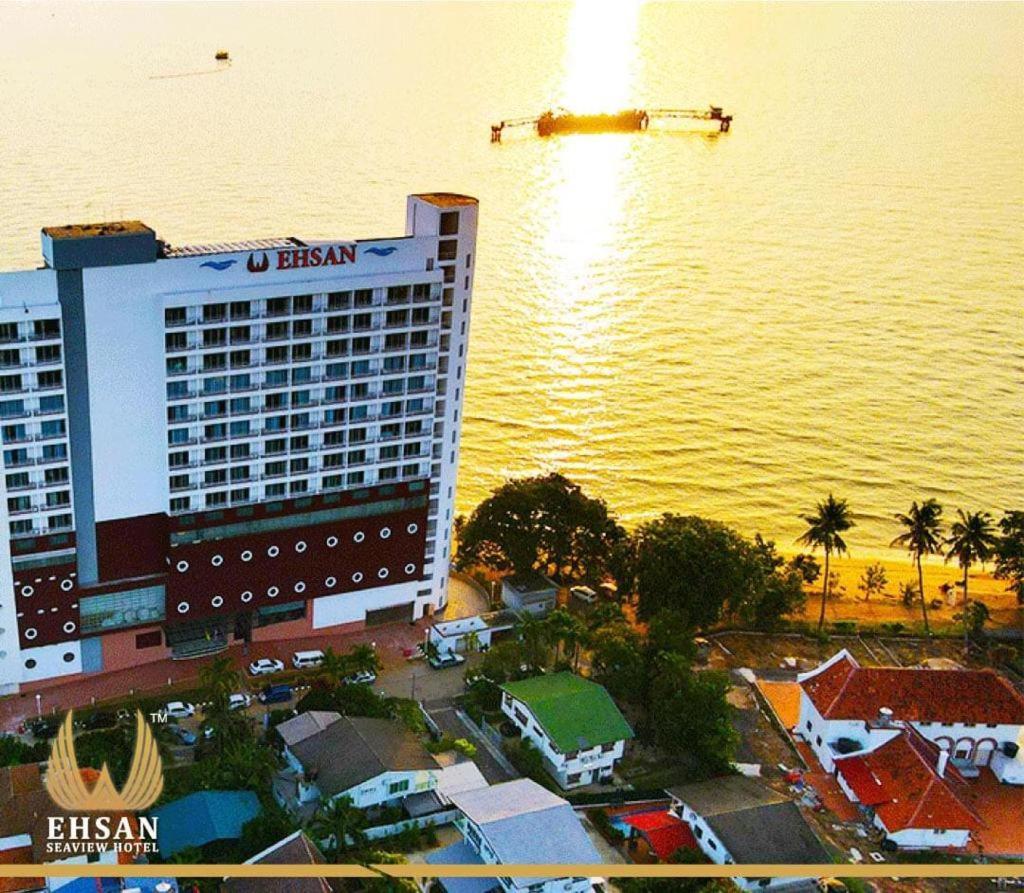 Ehsan Seaview Hotel Port Dickson Exterior foto