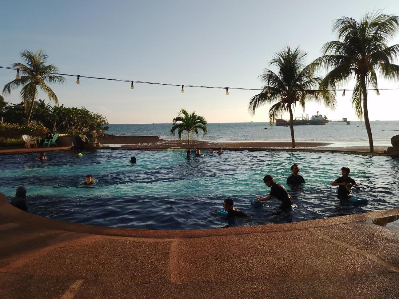 Ehsan Seaview Hotel Port Dickson Exterior foto